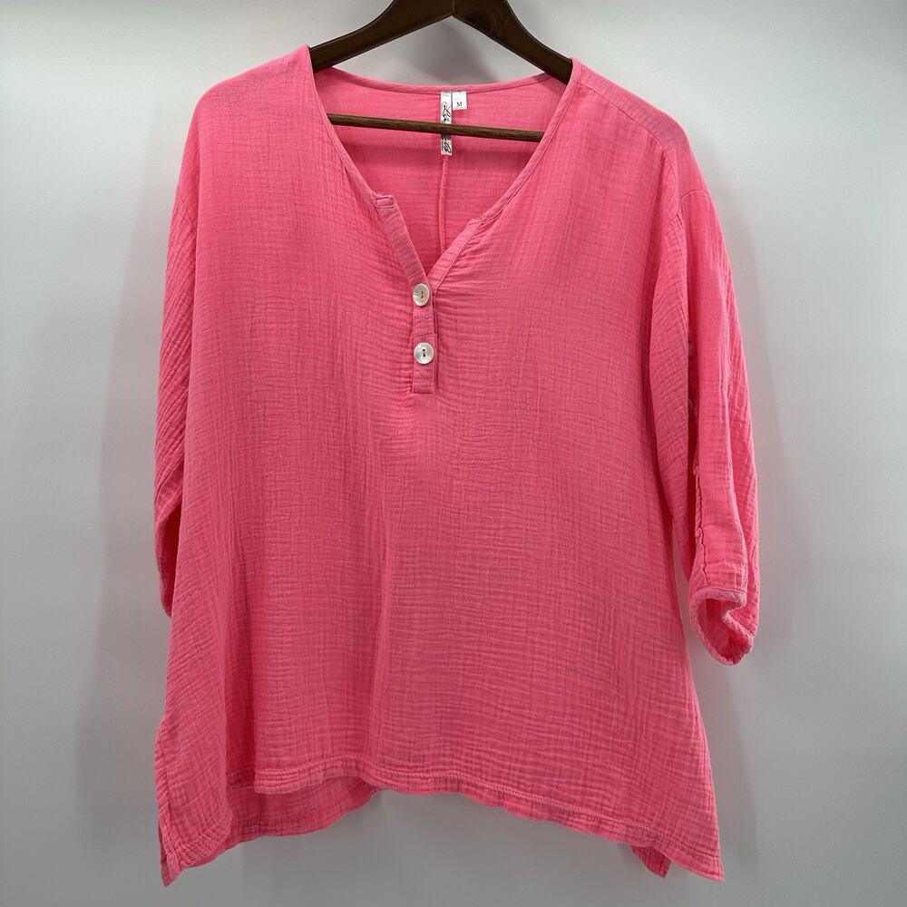 Lulu B Top Shirt Womens Medium Pink Gauze Textured Bright Henley Boxy Tunic